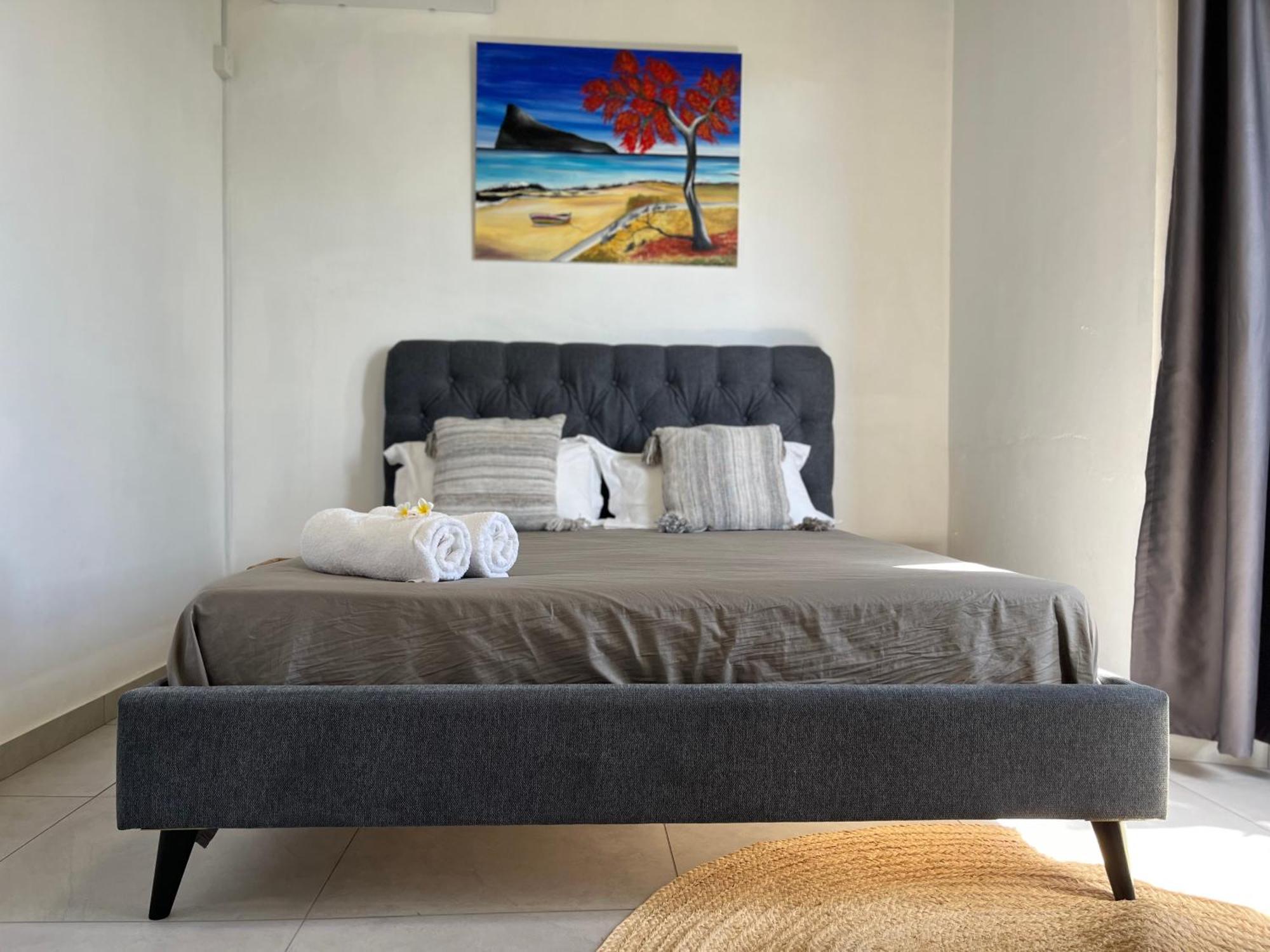 Cosy 2 Bedrooms Apts In Pereybere -Seasons Break Apartment Pereybere Beach Kültér fotó